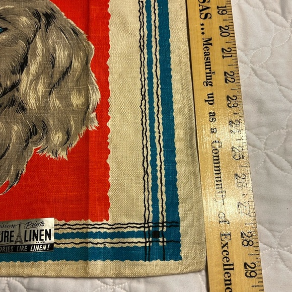 Vintage Made in USA linen tea towel with dog - Picture 3 of 9